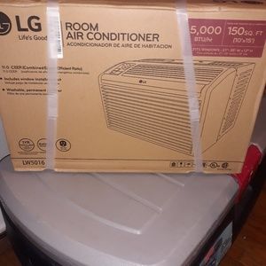 Brand new LG air conditioner